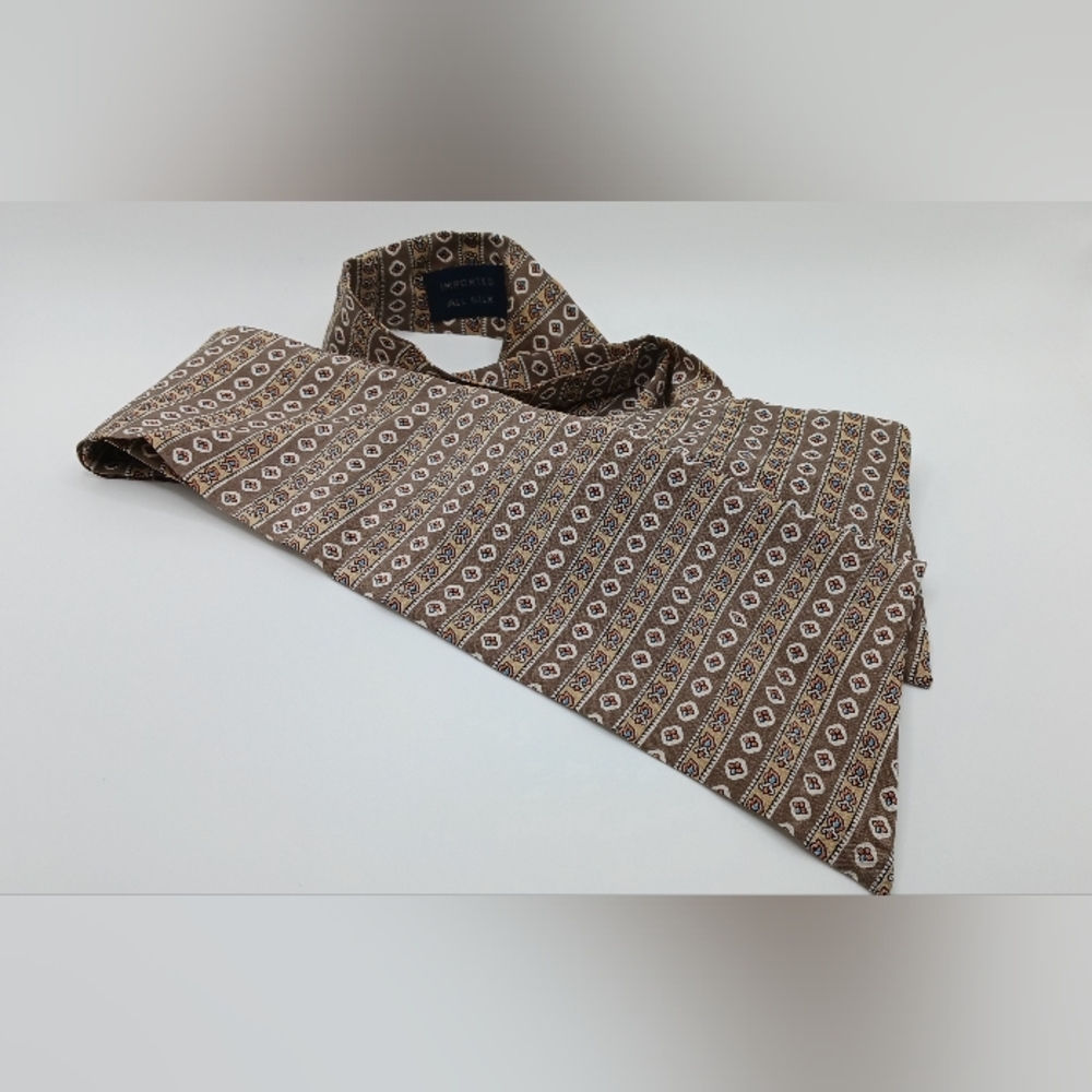 Vintage women’s brown 100% silk bow tie